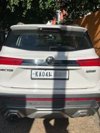 MG Hector PR 1.5MT Hybrid Sharp