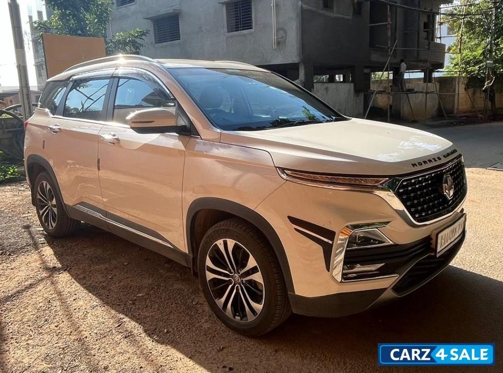 MG Hector PR 1.5MT Hybrid Sharp