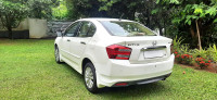 Tafeta White Honda City V MT