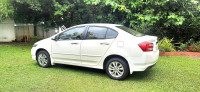 Tafeta White Honda City V MT
