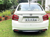 Tafeta White Honda City V MT