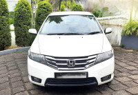 Tafeta White Honda City V MT