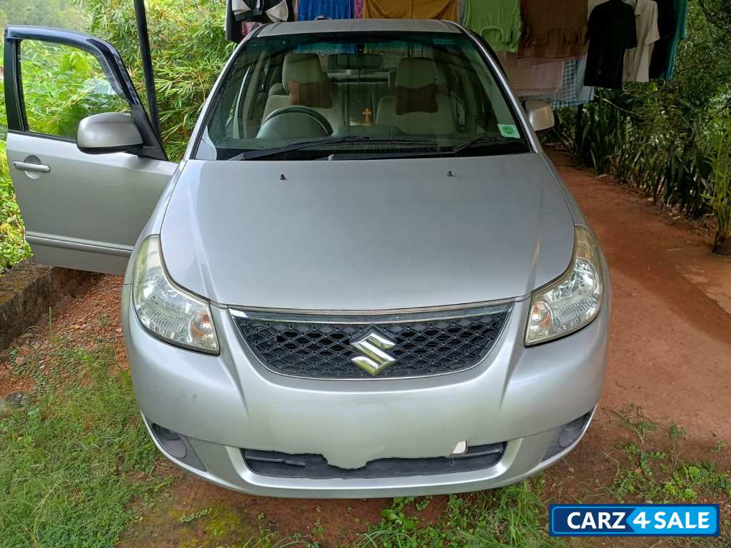 Silky Silver Maruti Suzuki SX4 ZXI AT BS IV