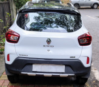 Black And White Renault Kwid Climber AMT (O) Dual Tone