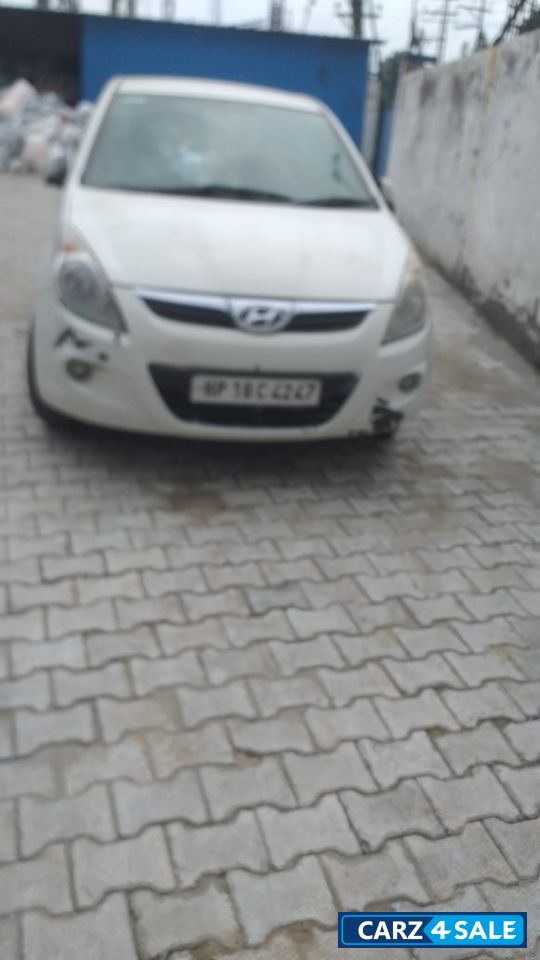 Hyundai Elite i20 MANUAL