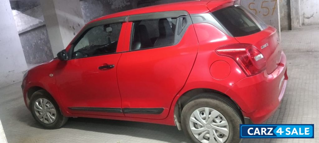 Maruti Suzuki Swift LXI