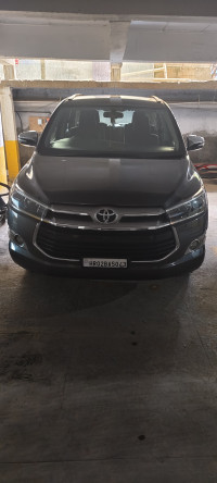 Toyota Innova Innova crysta 2.4 z manual 2017 Model