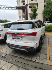 MG Hector Sharp Pro 1.5 turbo CVT