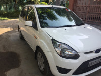 Diamond White Ford Figo