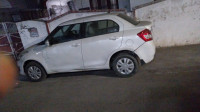 White Maruti Suzuki Dzire