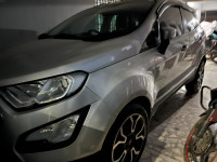 Moon Dust Silver Ford Ecosport Signature