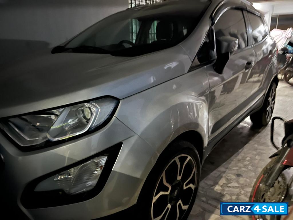 Moon Dust Silver Ford Ecosport Signature