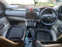 Moonlight Silver Renault Triber RXT PETROL MT 1.0L ECE