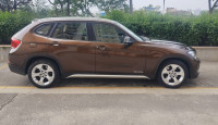 Brown BMW X1 xDrive 20d