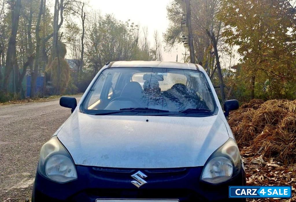 White Maruti Suzuki Alto 800 White Maruti Suzuki Alto 800