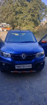 Cosmos Blue Renault Kwid climber 1.0 rxt automatic