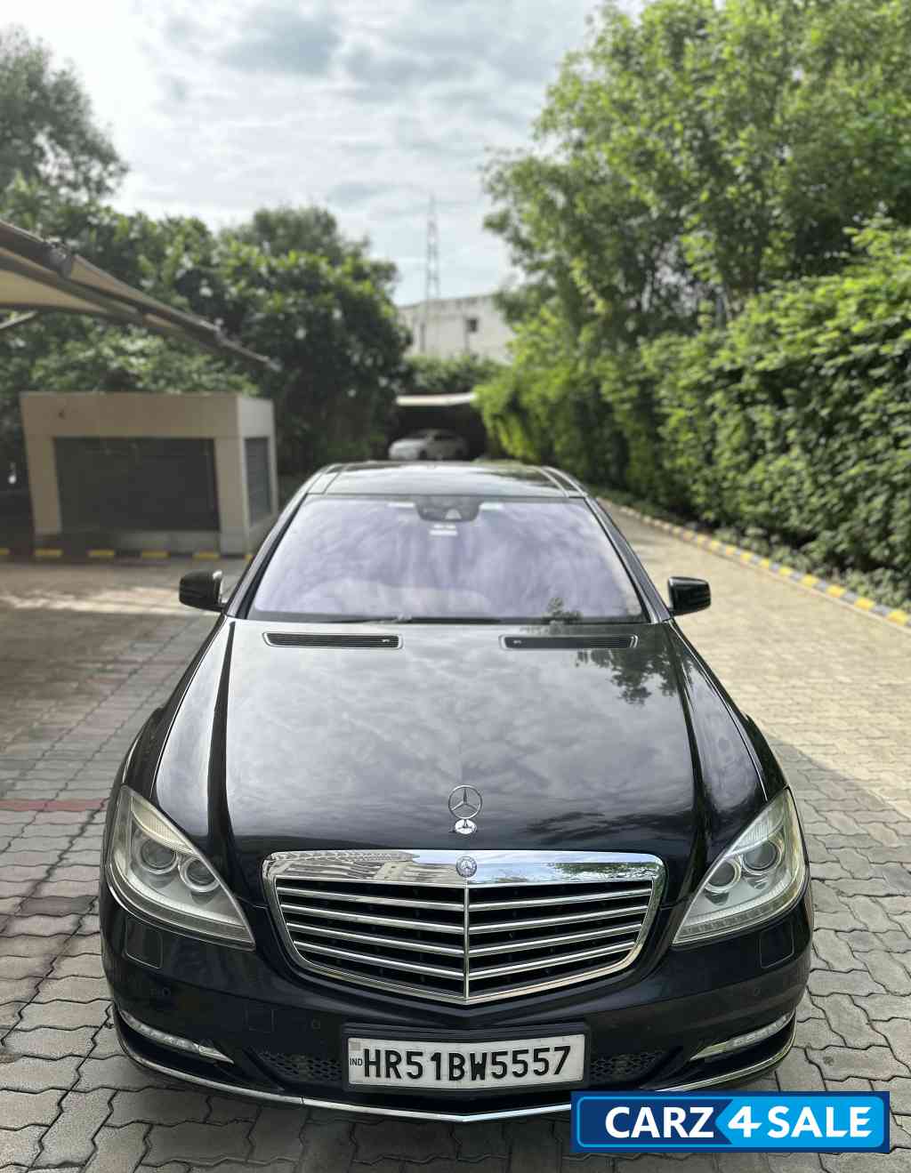 Mercedes-Benz S-Class S-500L