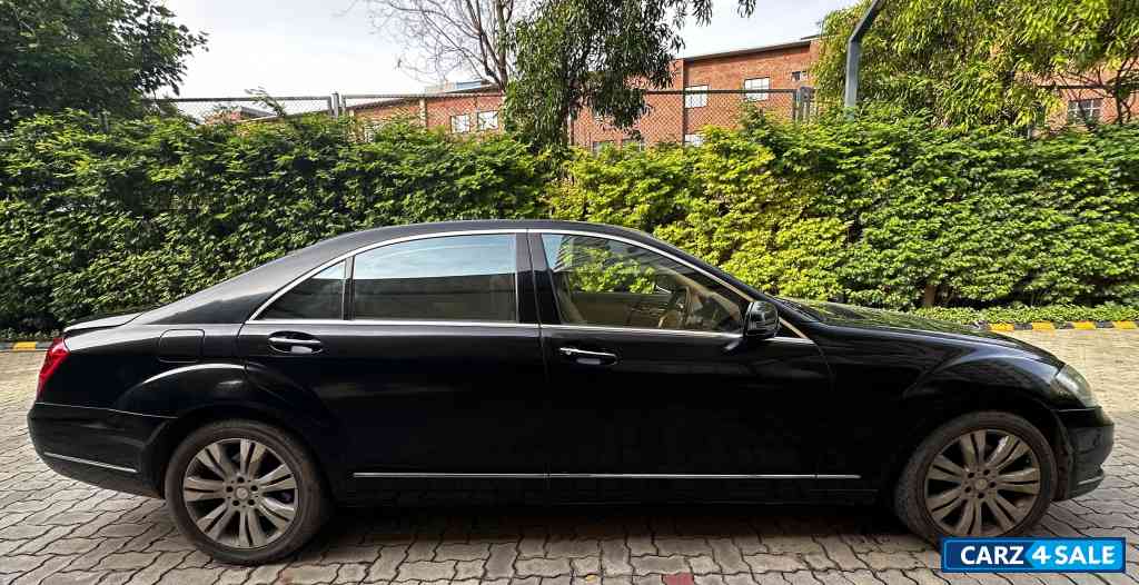 Mercedes-Benz S-Class S-500L