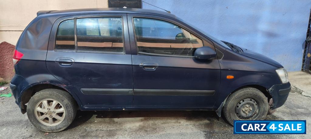 Blue Hyundai Getz 1.5