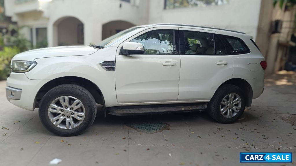 Ford Endeavour 2.2 Titanium, AT