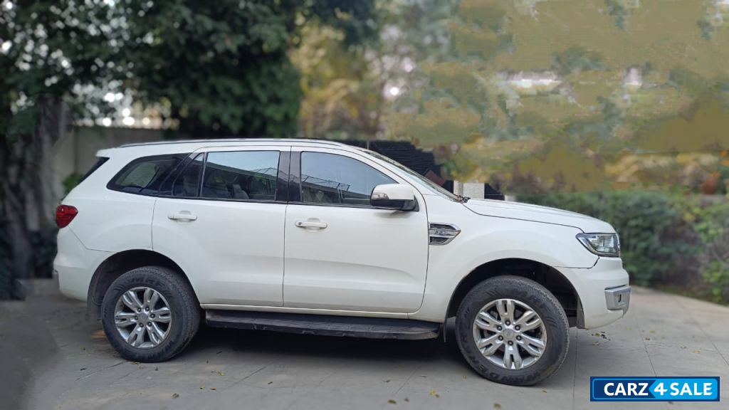 Ford Endeavour 2.2 Titanium, AT