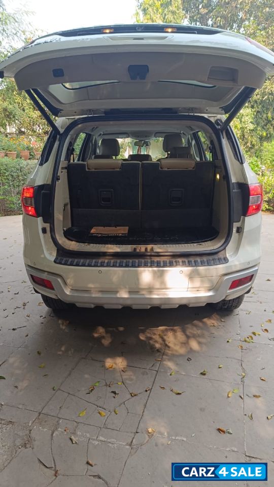 Ford Endeavour 2.2 Titanium, AT