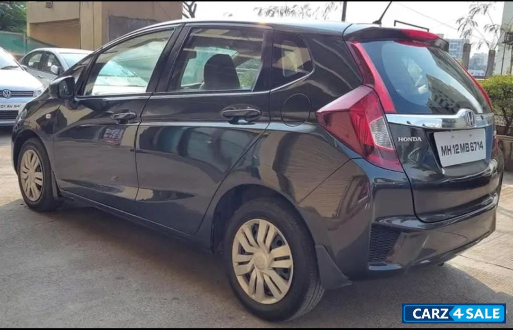 Golden Brown Honda Jazz SV idtec