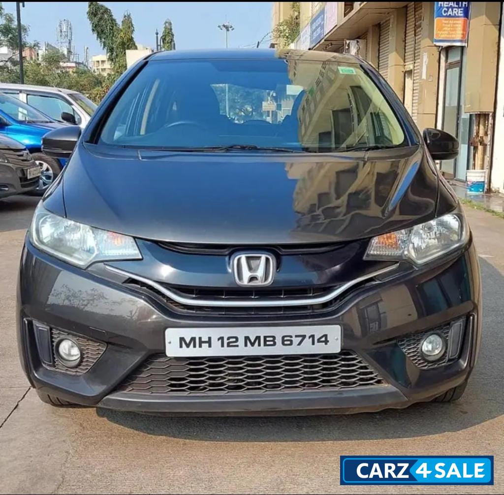 Golden Brown Honda Jazz SV idtec