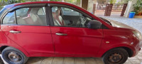 Red Tata Bolt XE QUADRAJET