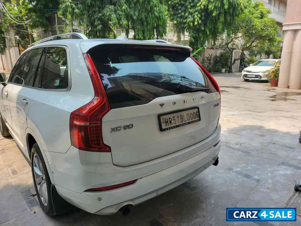 Volvo XC90 D5 Momentum