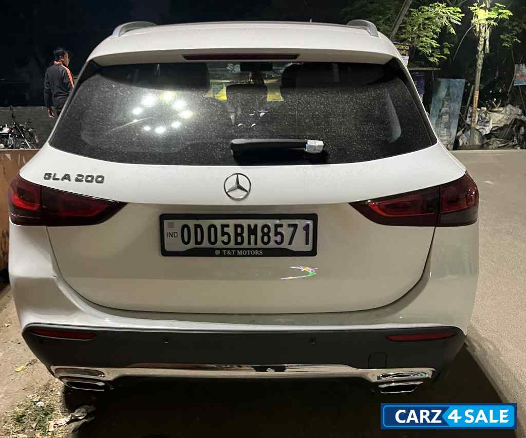 Mercedes-Benz GLA 200