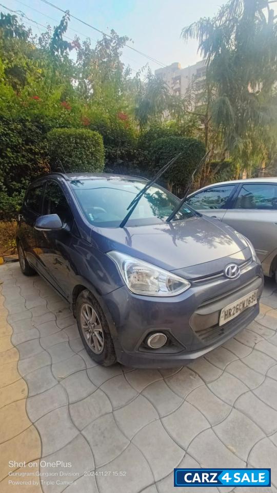 Dark Grey Hyundai  Grand i10