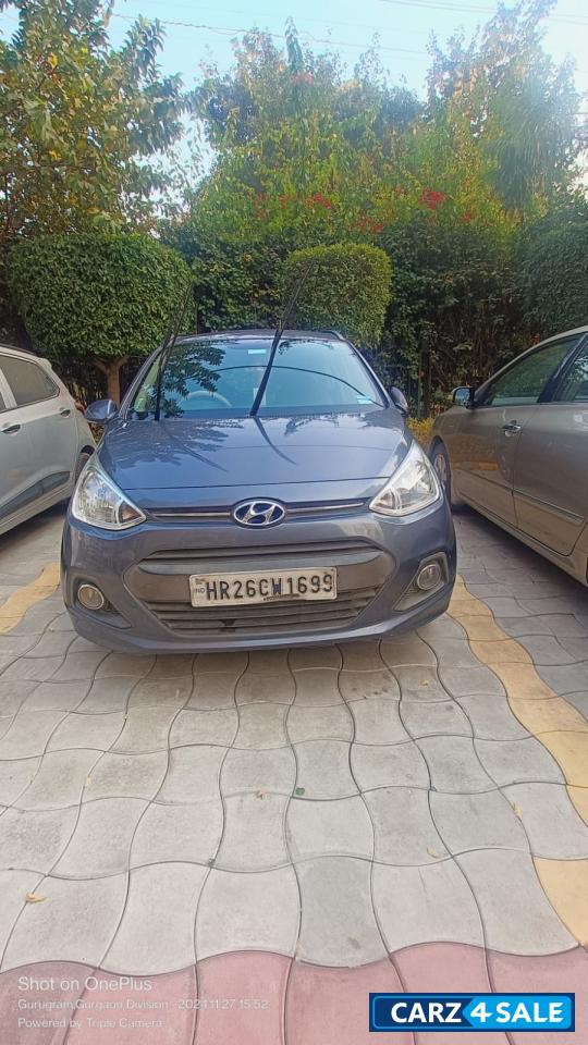 Dark Grey Hyundai  Grand i10