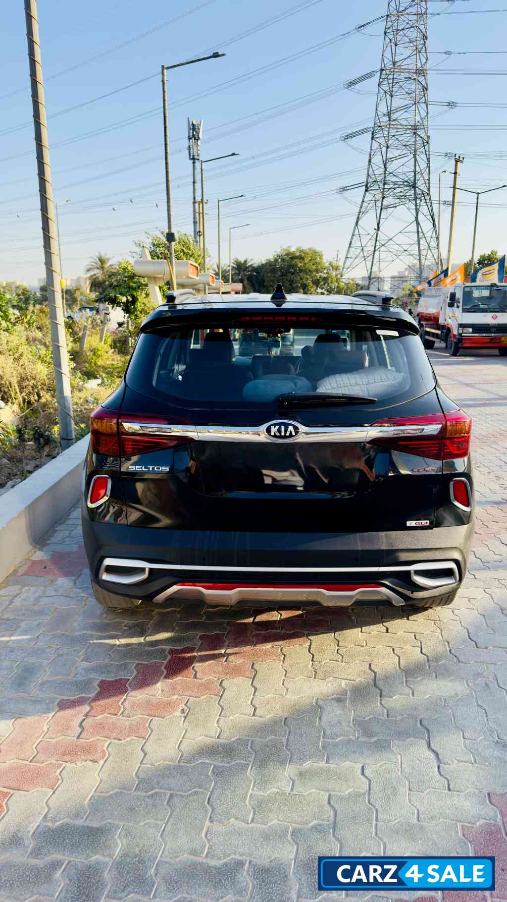 Black Kia Seltos GTX+ MT