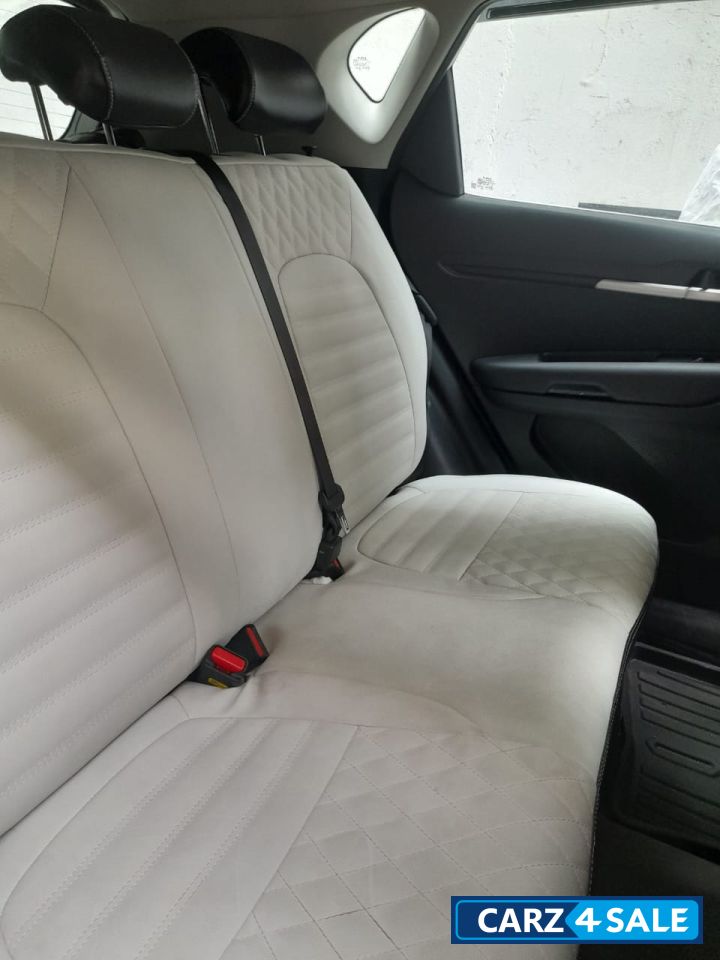 Kia Sonet htk plus petrol manual variant 2023