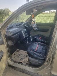 Silky Bege Hyundai Santro 2010