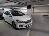 White Honda City 1.5L i-vtec VX