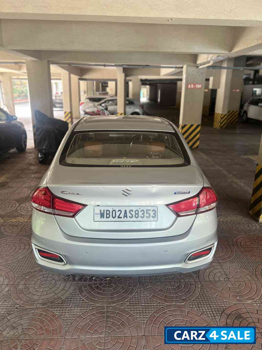 Silver Maruti Suzuki Ciaz Zeta AT 1.5 L Silver Maruti Suzuki Ciaz Zeta AT 1.5 L