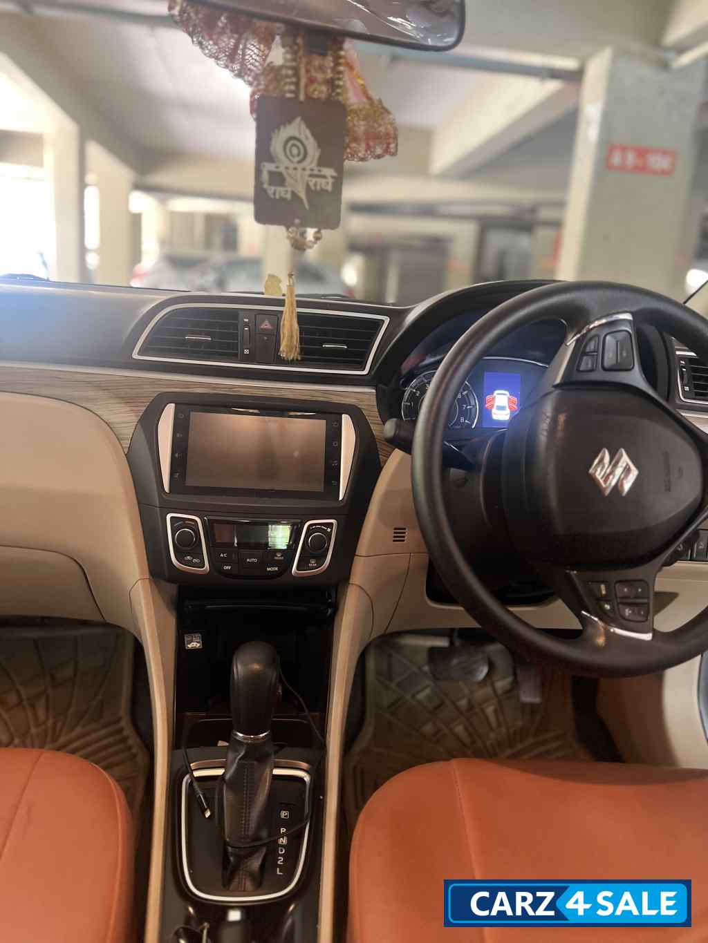 Silver Maruti Suzuki Ciaz Zeta AT 1.5 L Silver Maruti Suzuki Ciaz Zeta AT 1.5 L