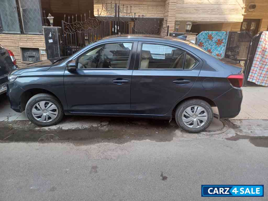 Honda Amaze SMT Honda Amaze SMT