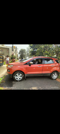 M Red ( Orange) Ford Ecosport 1.5 Trend Diesel