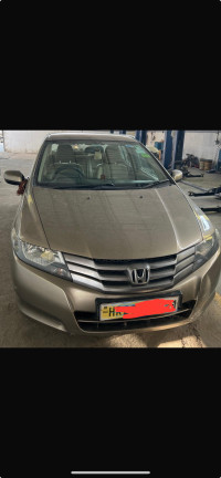 Golden Beige Honda City IV TECH SMT