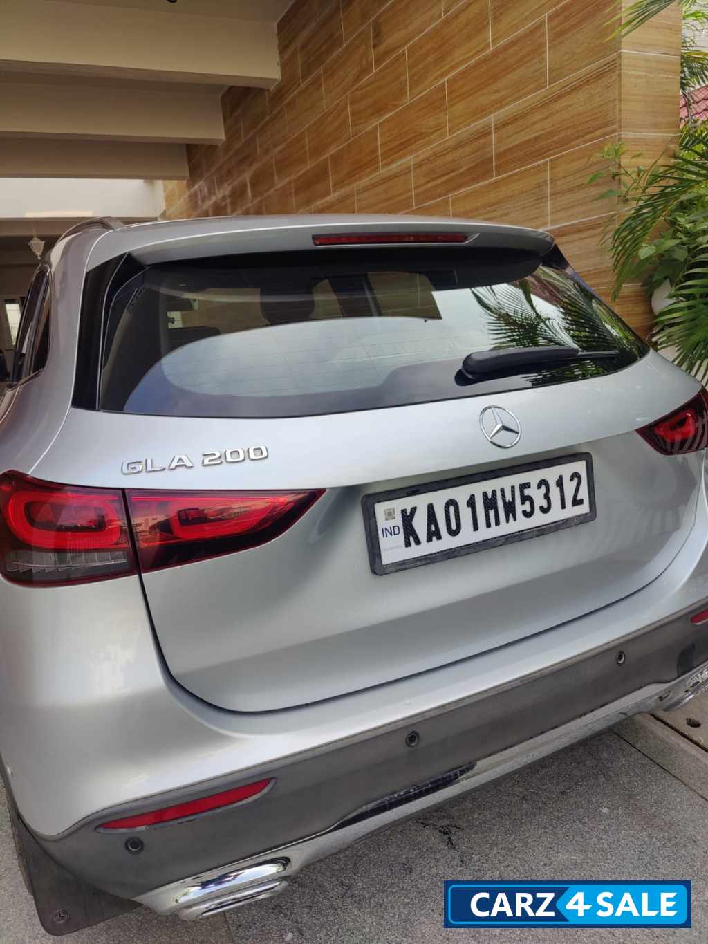 Mercedes-Benz GLA Petrol