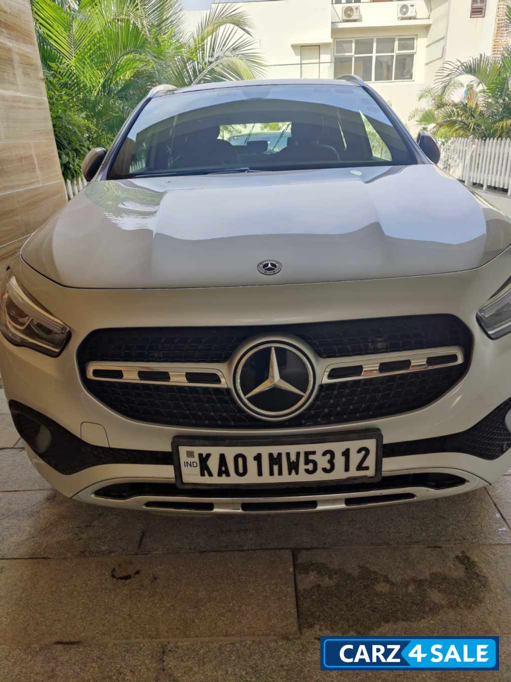 Mercedes-Benz GLA Petrol