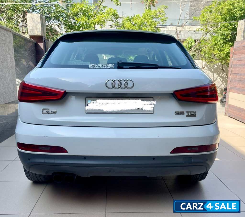Audi Q3 35 TDI Quattro with sunroof
