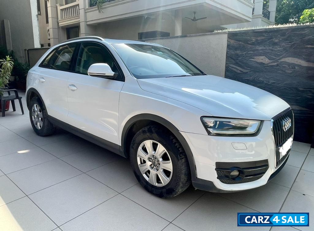 Audi Q3 35 TDI Quattro with sunroof