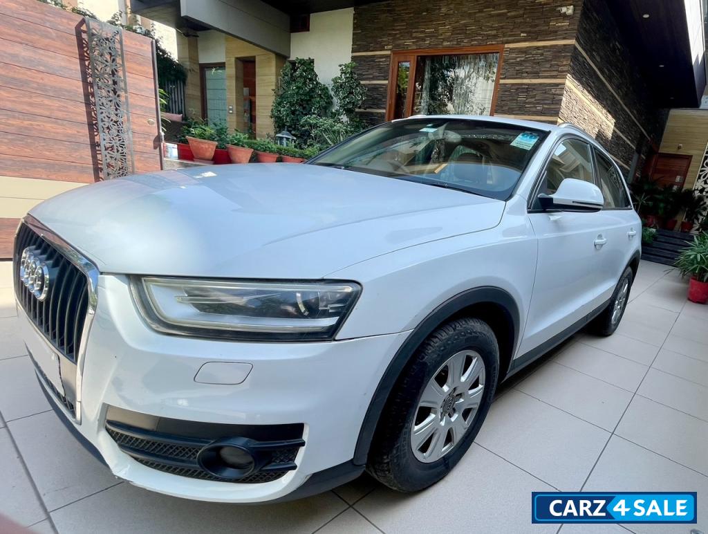 Audi Q3 35 TDI Quattro with sunroof