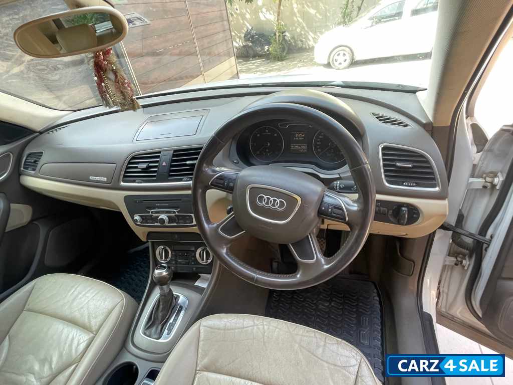 Audi Q3 35 TDI Quattro with sunroof