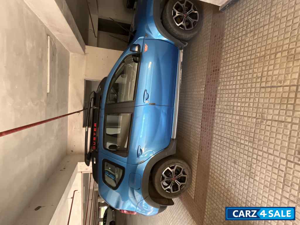 Caspian Blue Renault Duster RXZ Petrol 1.3L MT