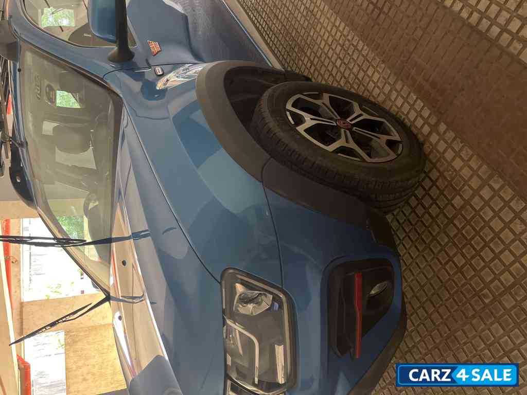 Caspian Blue Renault Duster RXZ Petrol 1.3L MT